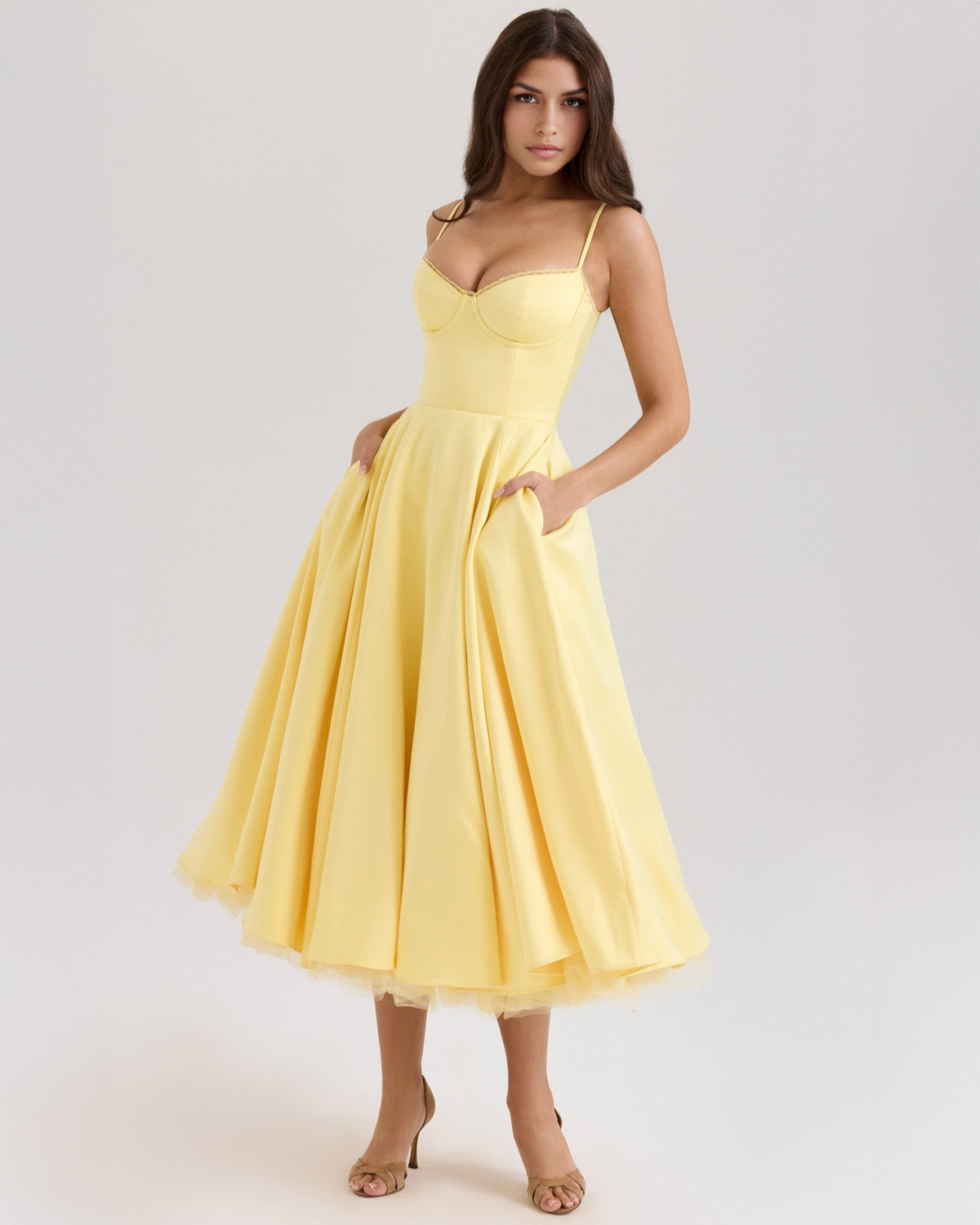 Brigitte | Robe midi élégante pour femmes