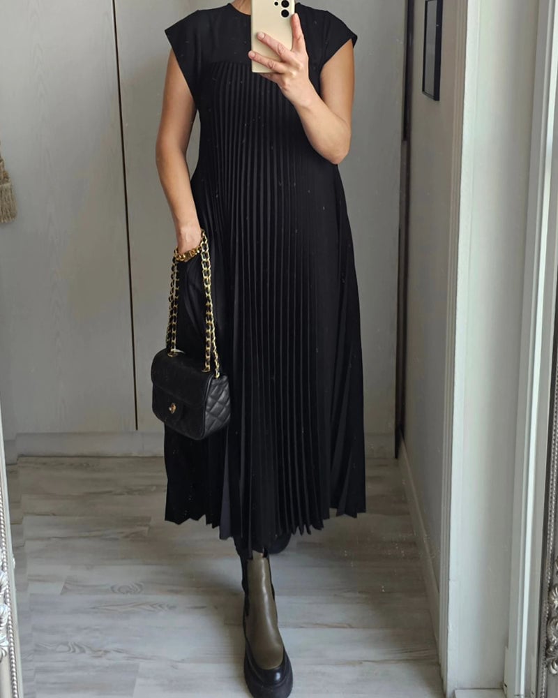 Émilie | Robe plissée sans manches à coupe fluide pour femme