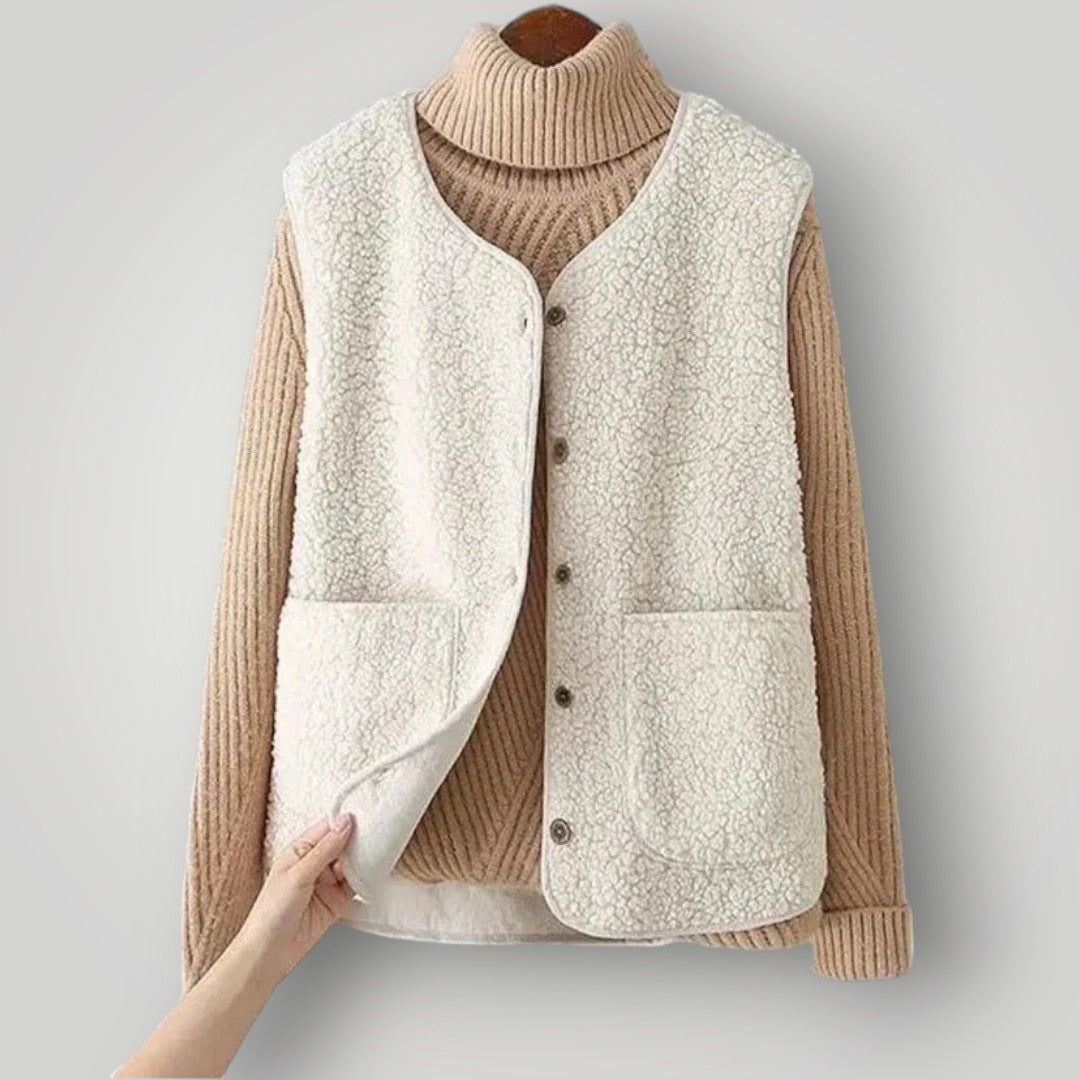 Margaux | Gilet sans manches en peluche à poches pour femmes