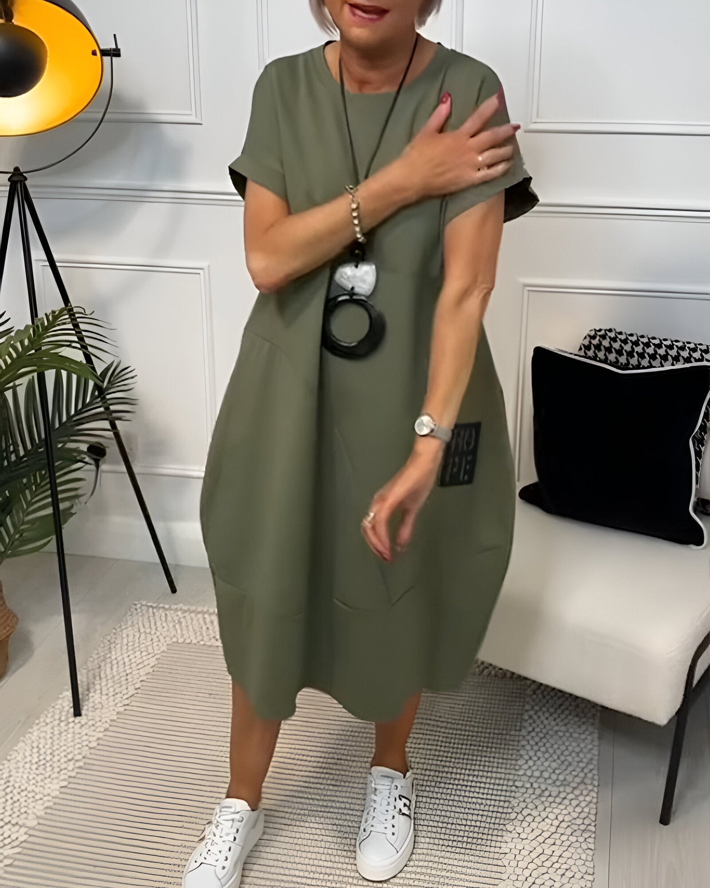 Margot | Robe t-shirt ample à manches retroussées pour femme