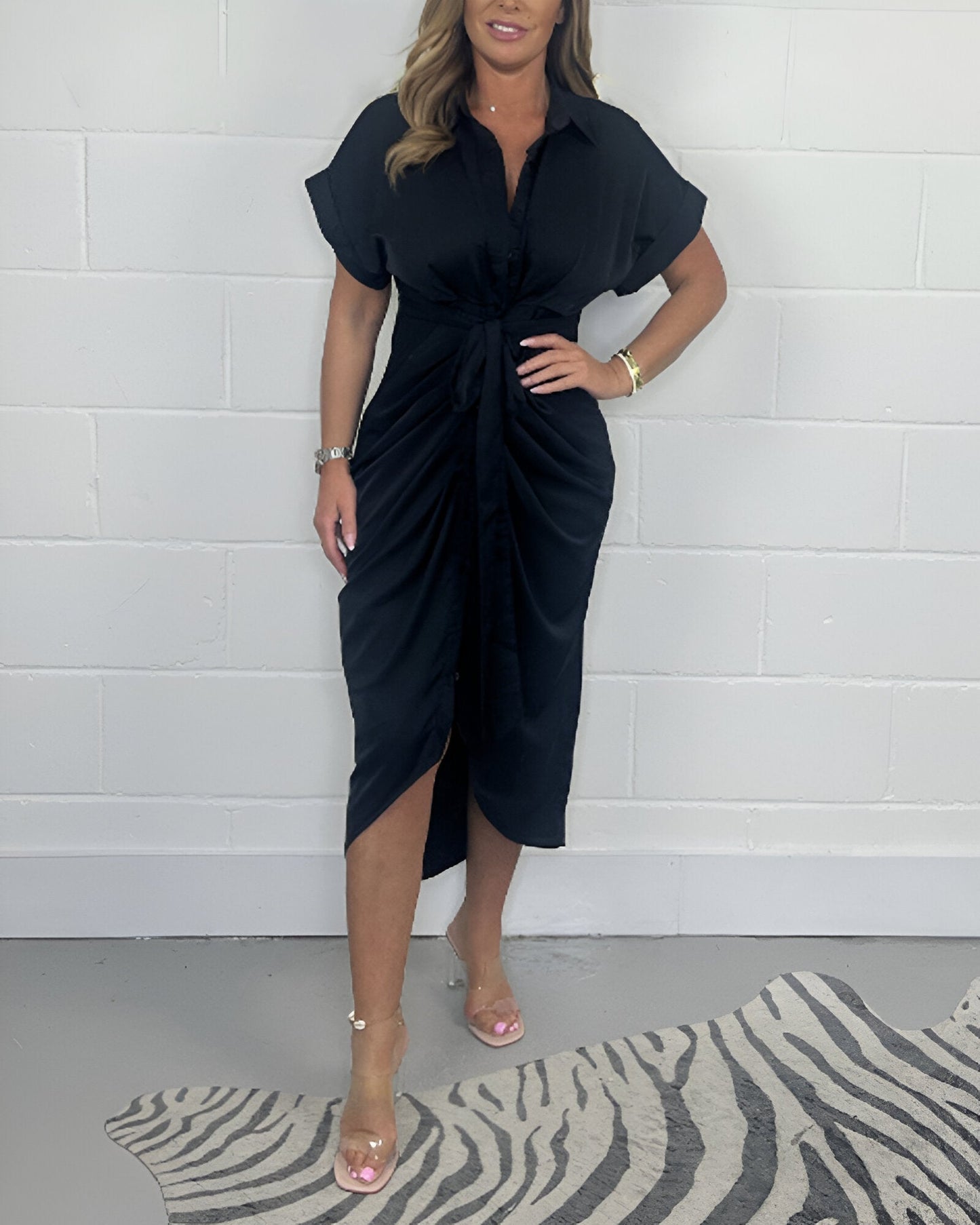 Nina | Robe midi à fronces et col chemise pour femmes