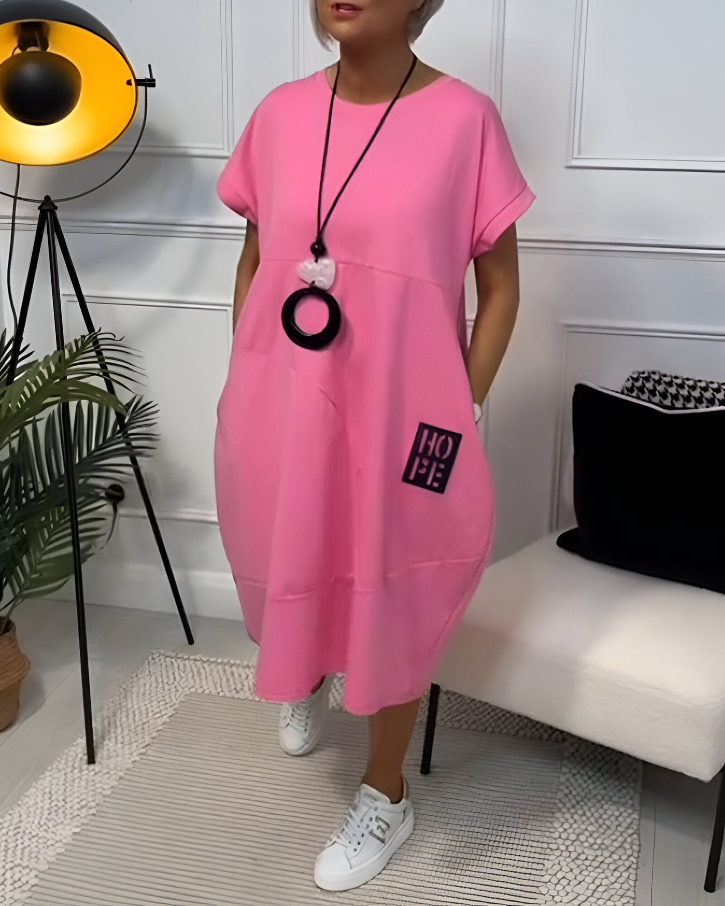 Margot | Robe t-shirt ample à manches retroussées pour femme