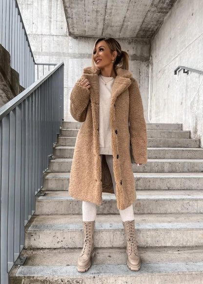 Axelle | Manteau long à col large et boutons