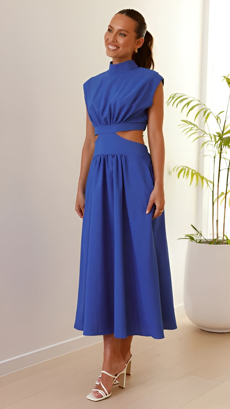 Louna | Robe mi-longue plissée avec découpes latérales et col montant pour femme