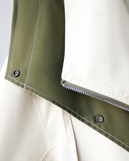 Céline | Élégant manteau coupe-vent à capuche pour femmes