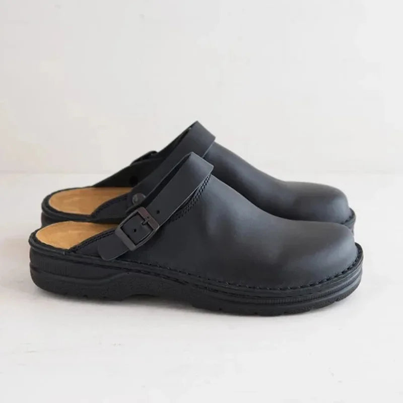 Pierre | Sabots confortables en cuir à bride réglable pour homme