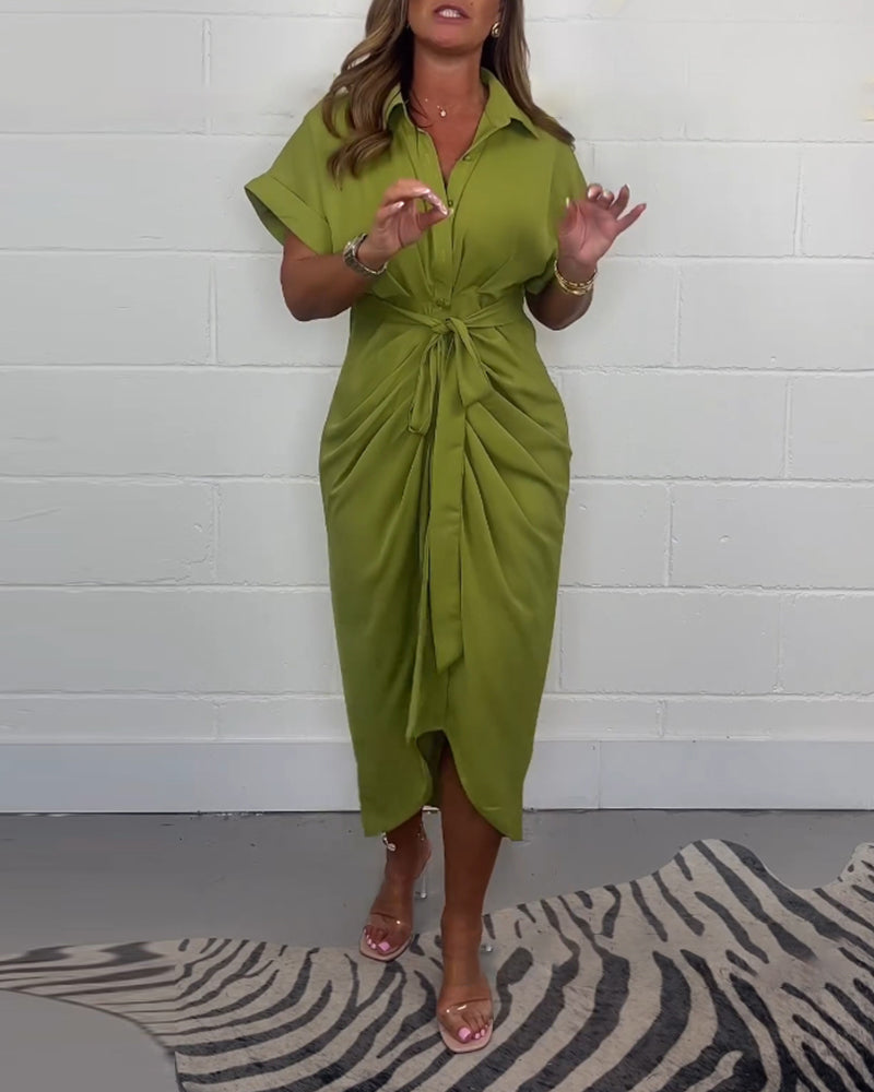 Nina | Robe midi à fronces et col chemise pour femmes