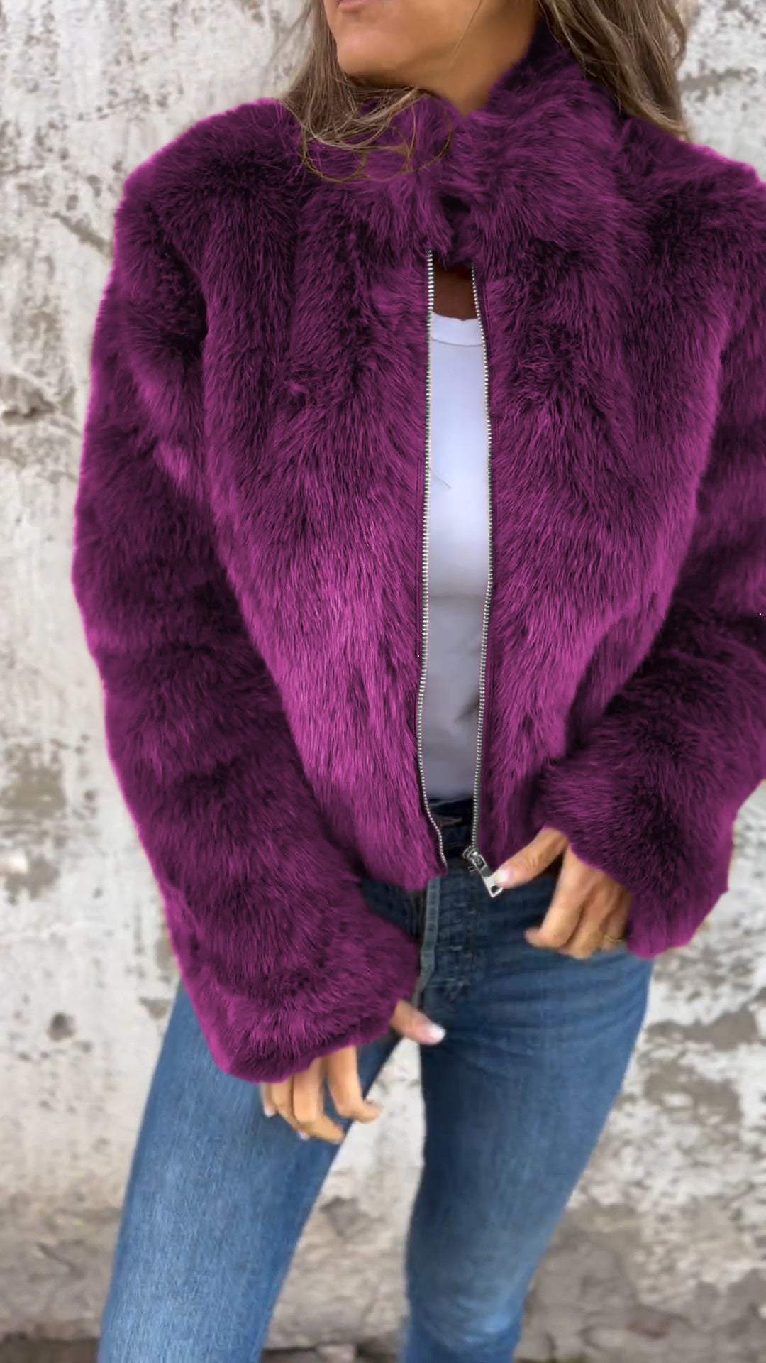 Capucine | Veste courte en fausse fourrure zippée pour femme